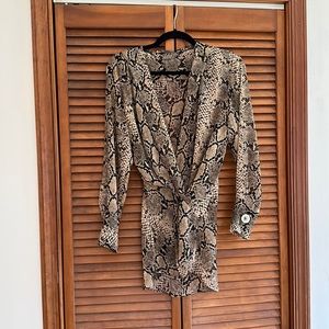 Snake print Zara top with v neck and cinched at waist. size S